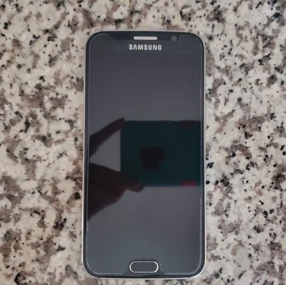 Samsung Galaxy S7 - Picture 1 of 3